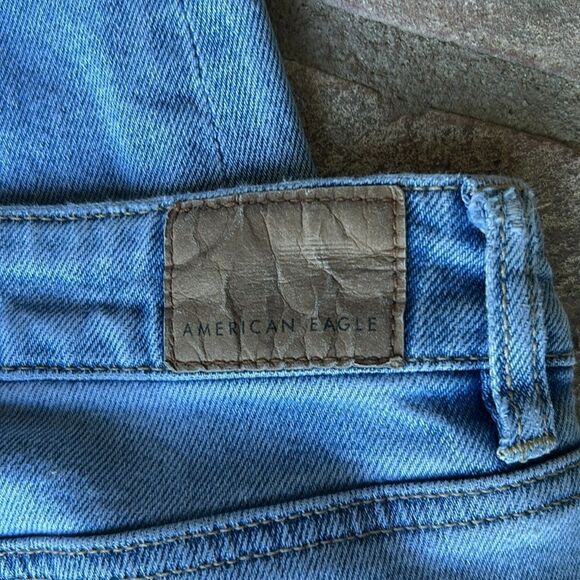 American Eagle Outfitters Blue Straight Leg Jeans Size 4
Long - Picture 6 of 13